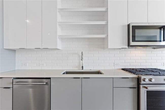 Foto del edificio - 788 West Marietta St NW