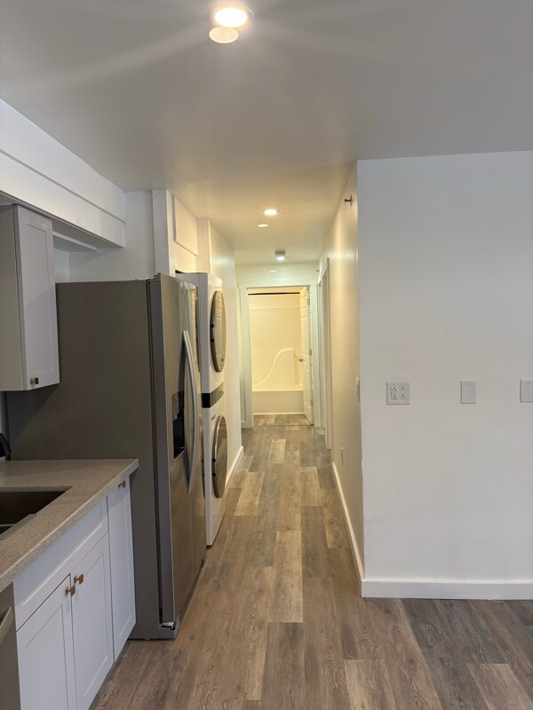 Foto del edificio - 150 N Main St