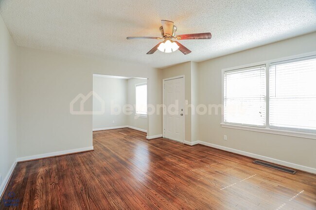 Building Photo - Professionally Renovated Brick Ranch with Designer Kitchen - Ready to Move-In!