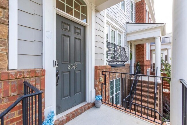 Foto del edificio - 2345 Limehurst Dr