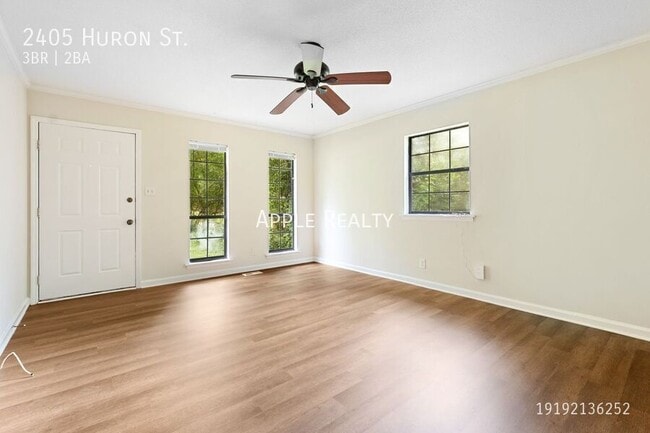 Foto del edificio - 2405 Huron St