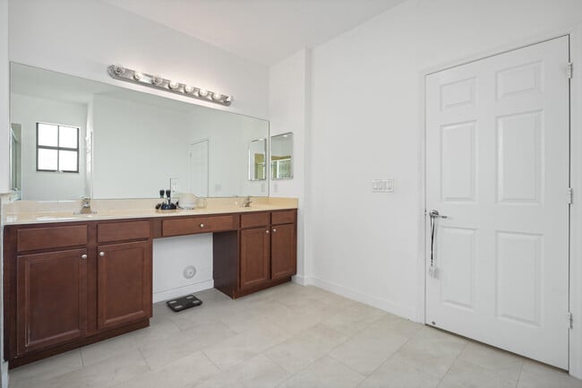 Building Photo - 11711 SW 234th St