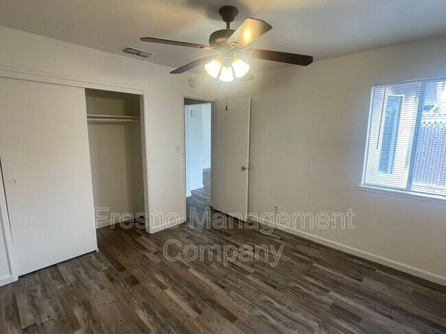 Foto del edificio - 4033 N Milburn Ave