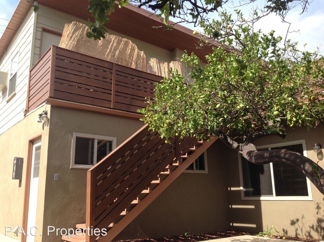Primary Photo - Studio, 1 bath Apartment - 605-609 North H...