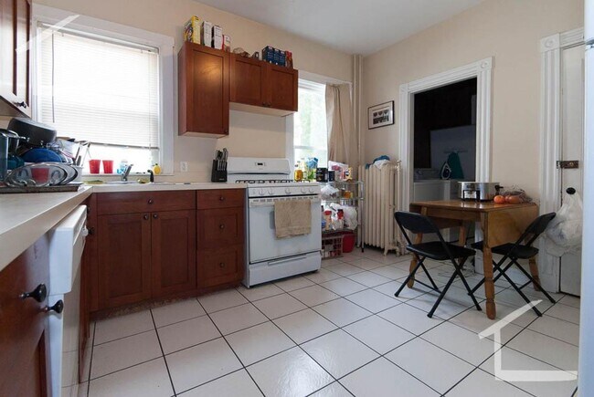 Photo - HOT BRIGHTON LISTING!!!! House