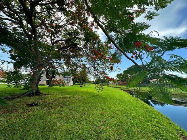 Foto del edificio - 9114 SW 159th Terrace