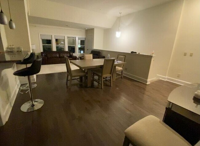 Foto del edificio - 226 Haverford Ave