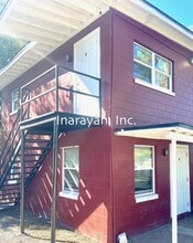 Building Photo - 2204 W Central Blvd