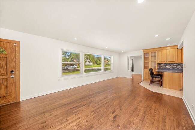 Foto del edificio - 1621 S Crescent Ave
