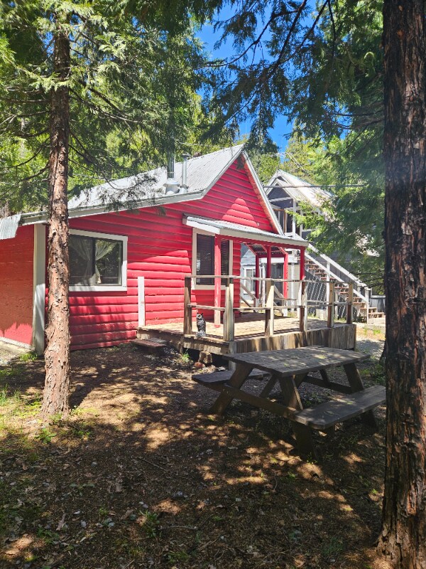 Foto del edificio - 26469 Crystal Rd