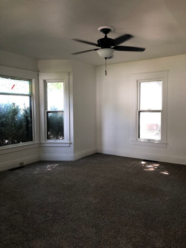 Foto del edificio - Available August ~ Awesome 1 bedroom, 1 Ba...