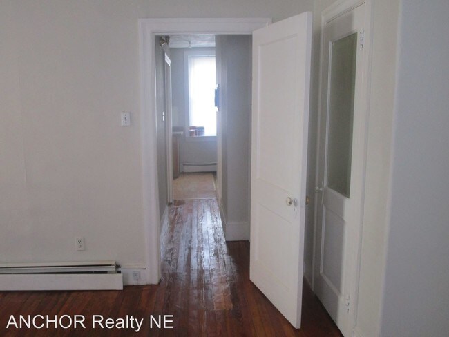Building Photo - 713 N 63rd St