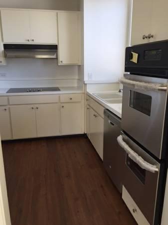 Building Photo - 2 bedroom in San Francisco CA 94109