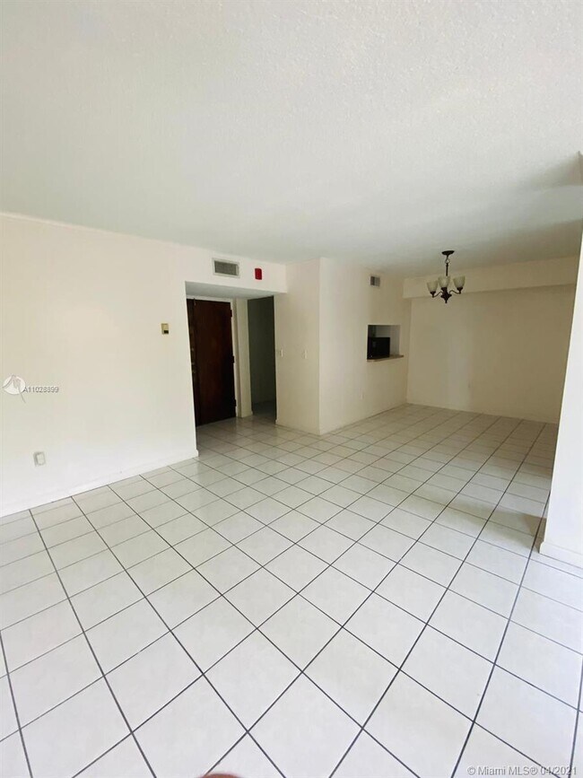 Foto del edificio - 11750 SW 18th St
