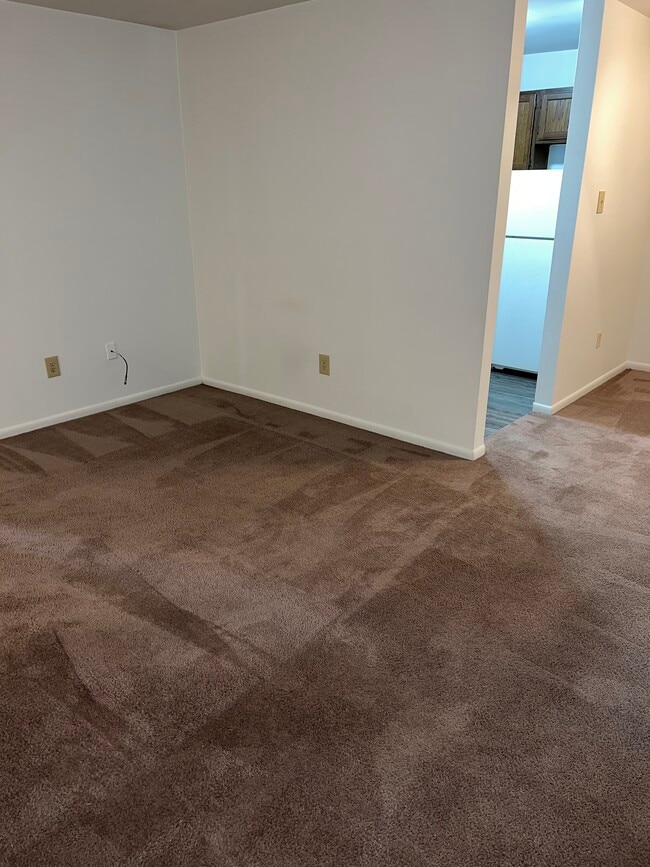 Sala de estar - 831 Sleepy Hollow Rd