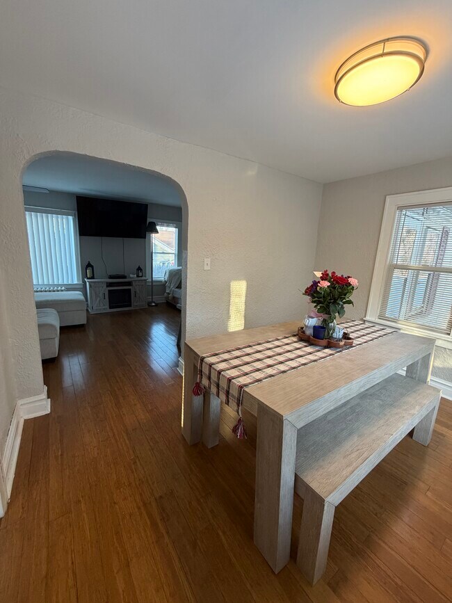 Foto del edificio - 2048 N Sheridan Rd