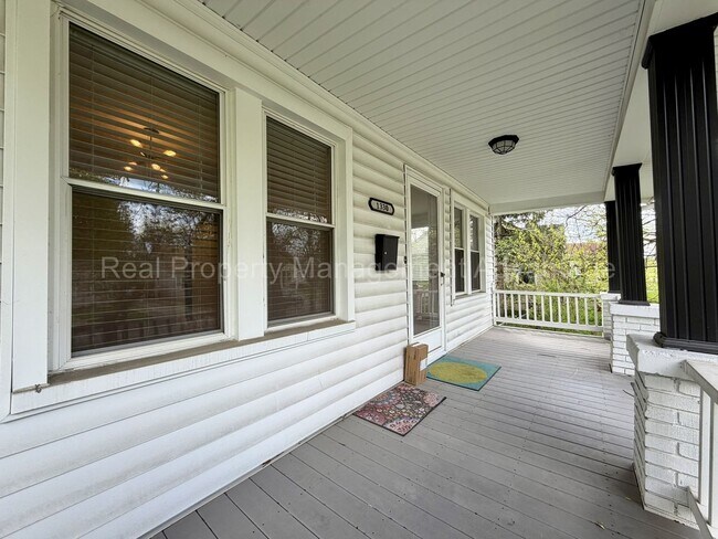 Foto del edificio - 1330 E Chesterfield St