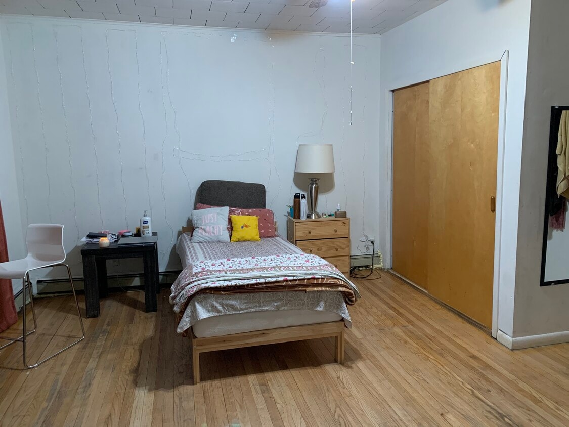Foto principal - 28 Harrison Ave