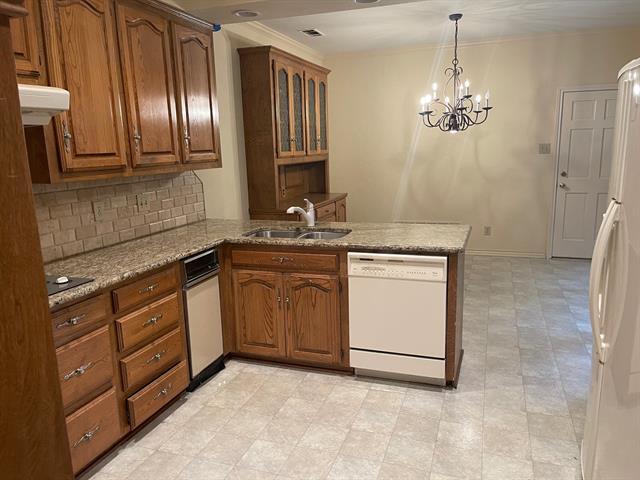Building Photo - 12437 Montego Plaza