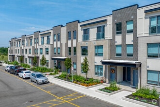 Building Photo - 62 Dixfield Dr