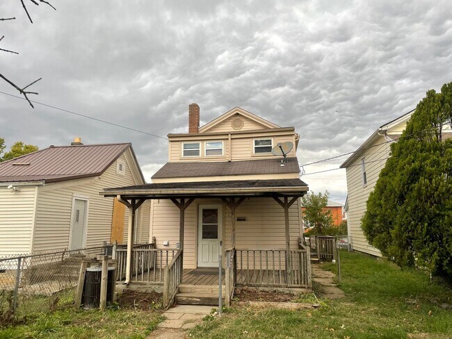 Building Photo - 267 Whitaker Ave