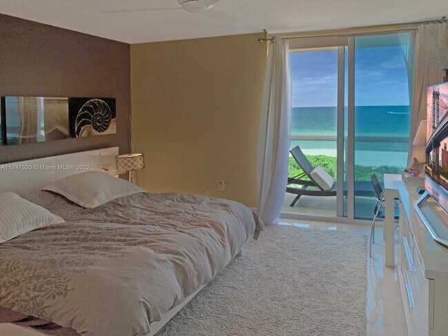 Building Photo - 9201 Collins Ave