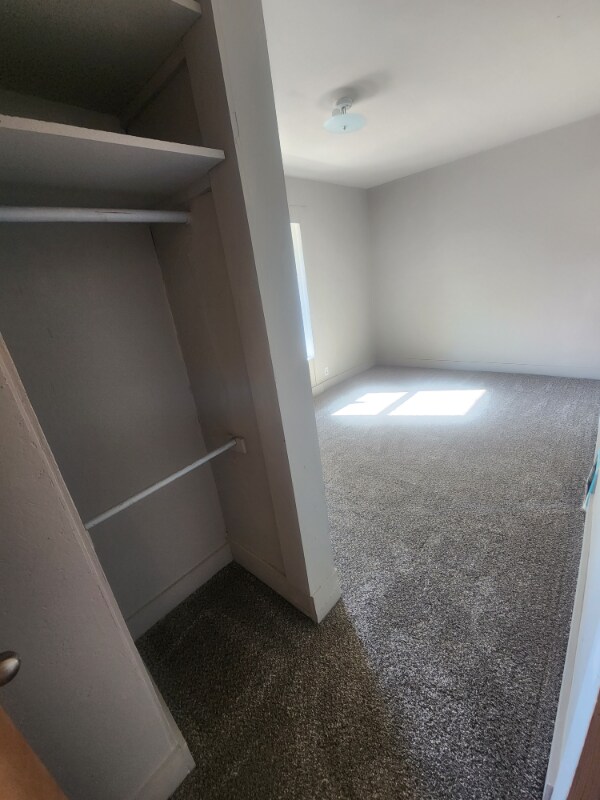 Foto del edificio - 1225 Burley Ave