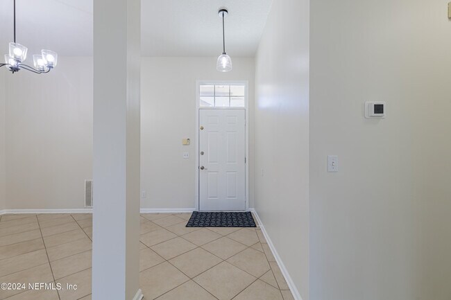 Building Photo - 432 Rolling Rock Ct