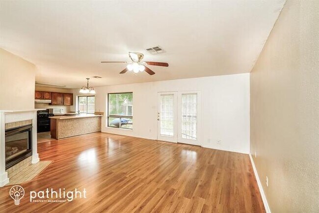 Building Photo - 8201 Meadow Swan, San Antonio, TX, 78251