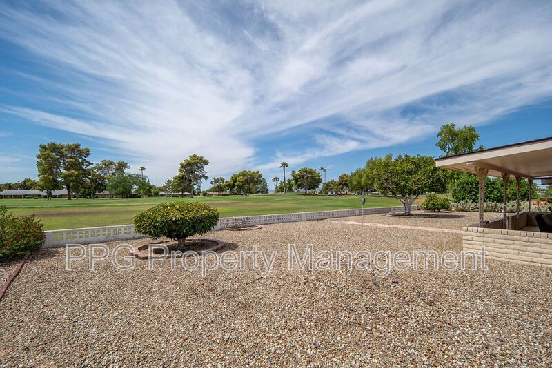 Foto principal - 9605 W Briarwood Cir