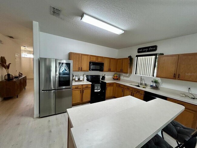 Foto del edificio - 347 Cotswold Cir