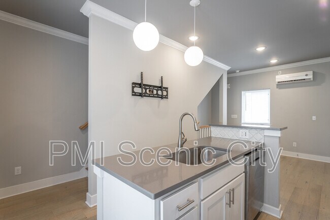 Foto del edificio - 444 Harper St