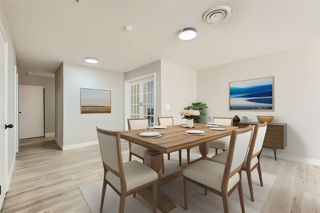 Foto del edificio - STUNNINGLY REMODELED Single Story Home with Pool in Twin Lakes Neighborhood