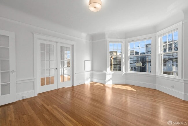 Foto del edificio - 1166 S Van Ness Ave