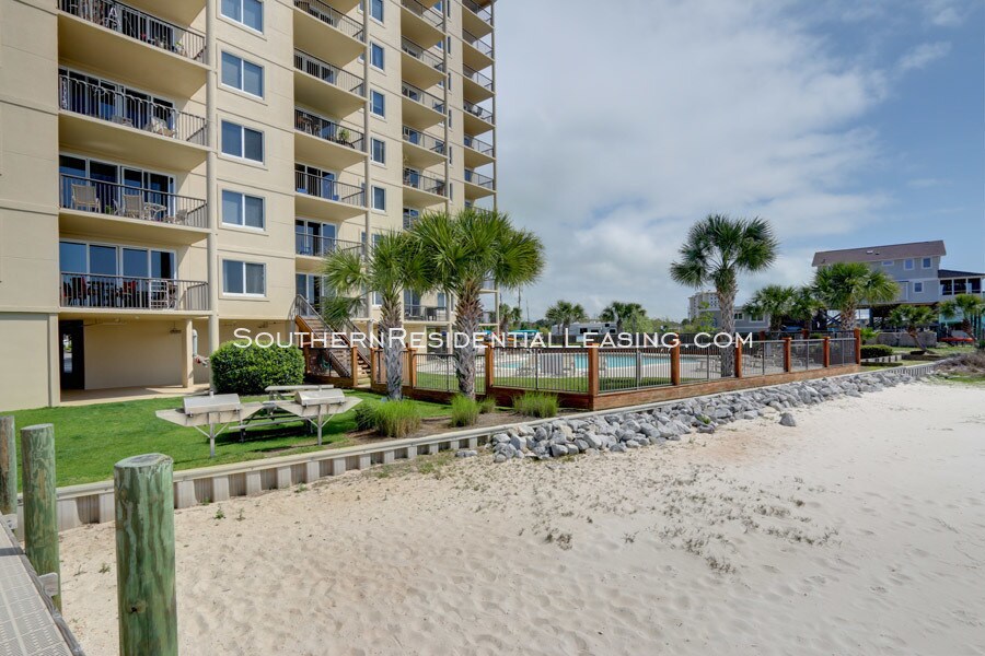 10335 Gulf Beach Hwy Unit 706, Pensacola, FL 32507 Condo for Rent in