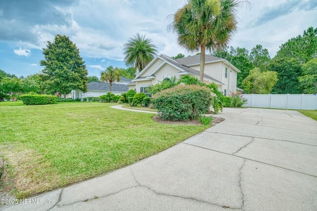 Building Photo - 1440 S Burgandy Trail