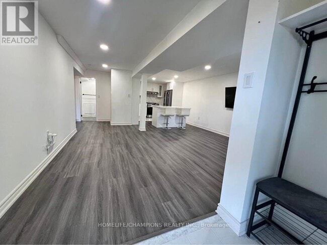 Building Photo - 2095 Duberry Dr