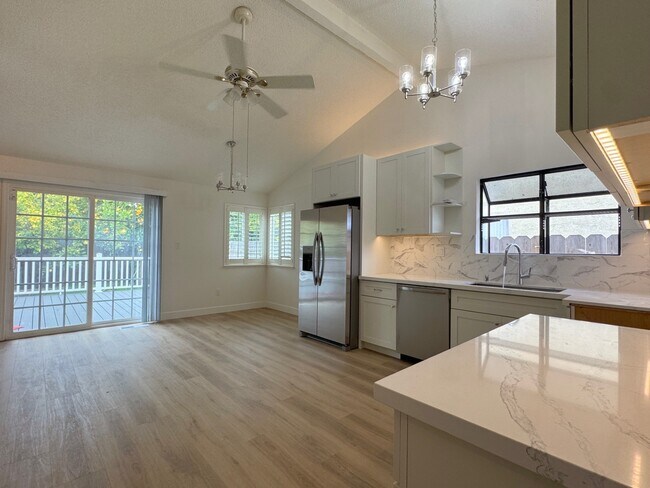 Foto del edificio - 900 Severus Dr