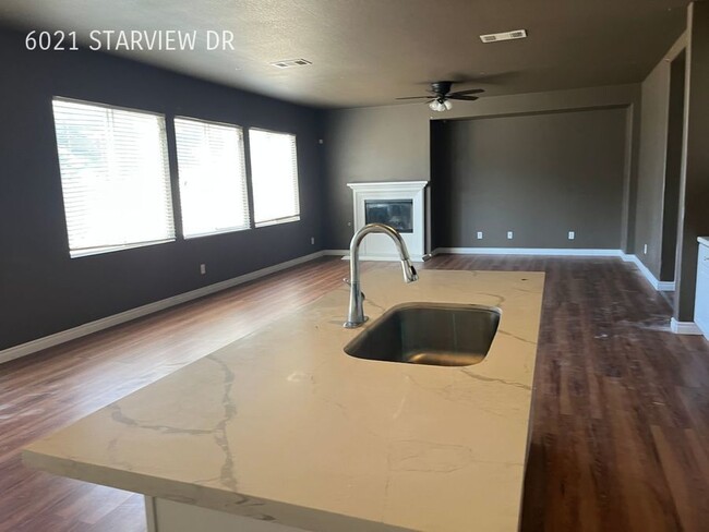 Building Photo - 5BD/ 3BATH SINGLE FAMILY HOME WEST LANCASTER
