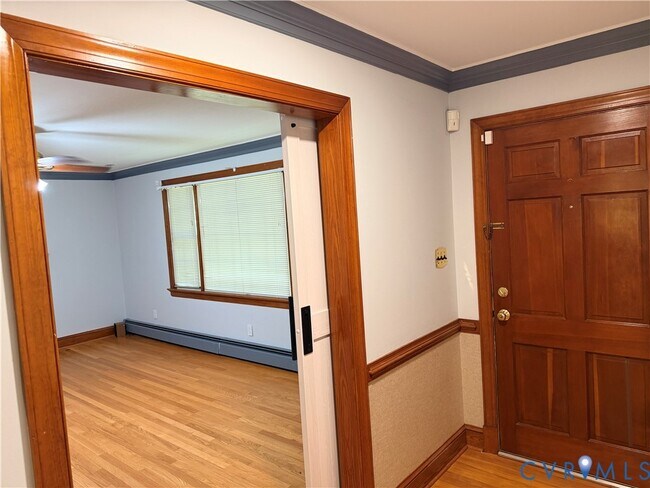 Foto del edificio - 5970 Springfield Rd