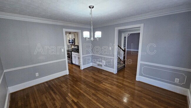 Foto del edificio - 4858 Glenwhite Dr