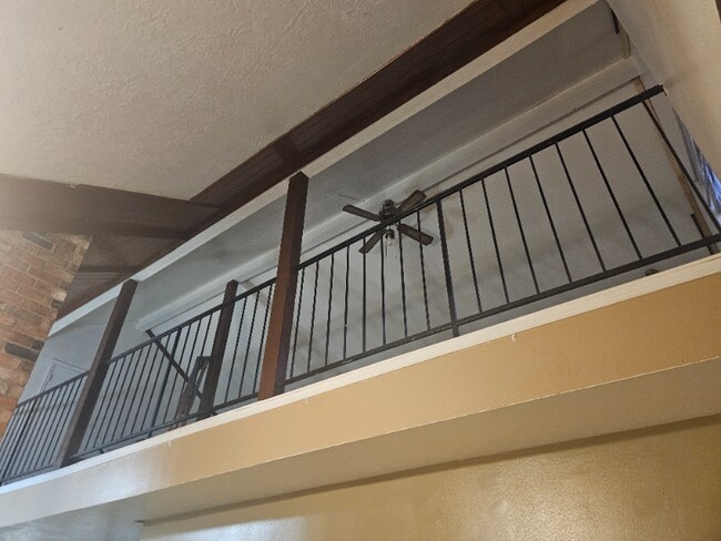 Foto del edificio - 4011 Alshire Dr