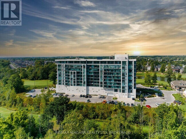 Building Photo - 7711-7711 Green Vista Gate