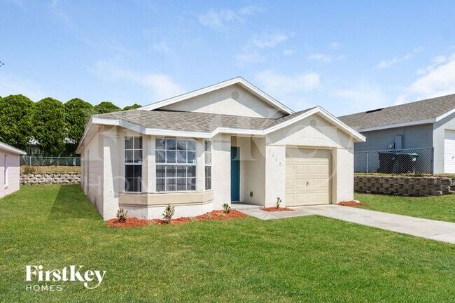 Foto del edificio - 7547 Groveoak Dr