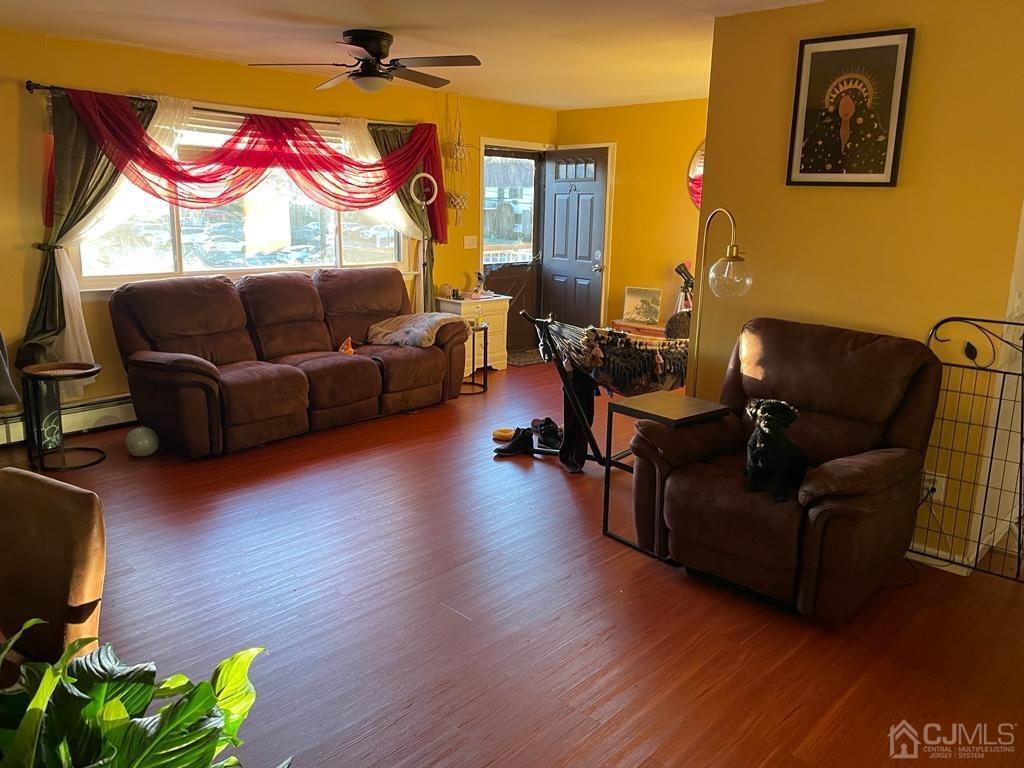 Foto principal - 730 Cricket Ln