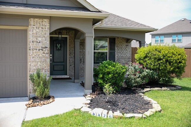 Building Photo - 4426 Crimson Vale Dr