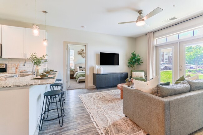 Building Photo - Hawthorne at St. Marks