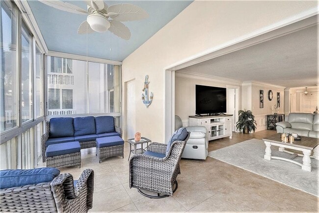 Building Photo - 139 Bluff View Dr