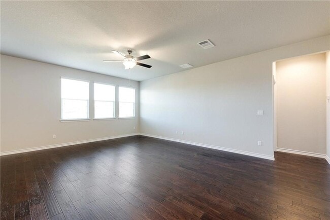 Foto del edificio - 3721 Soft Shore Ln