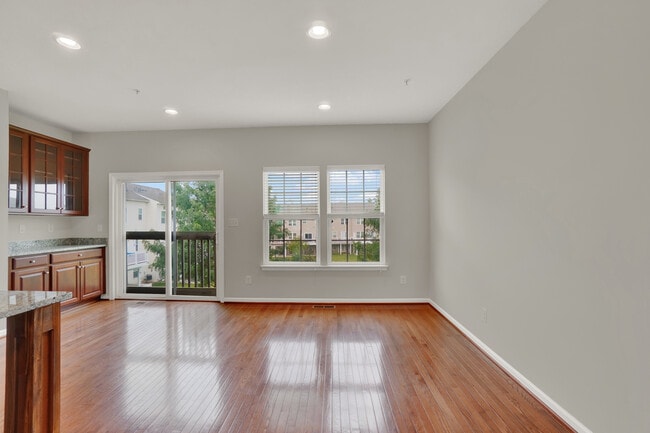 Foto del edificio - 1269 Elderslie Ln